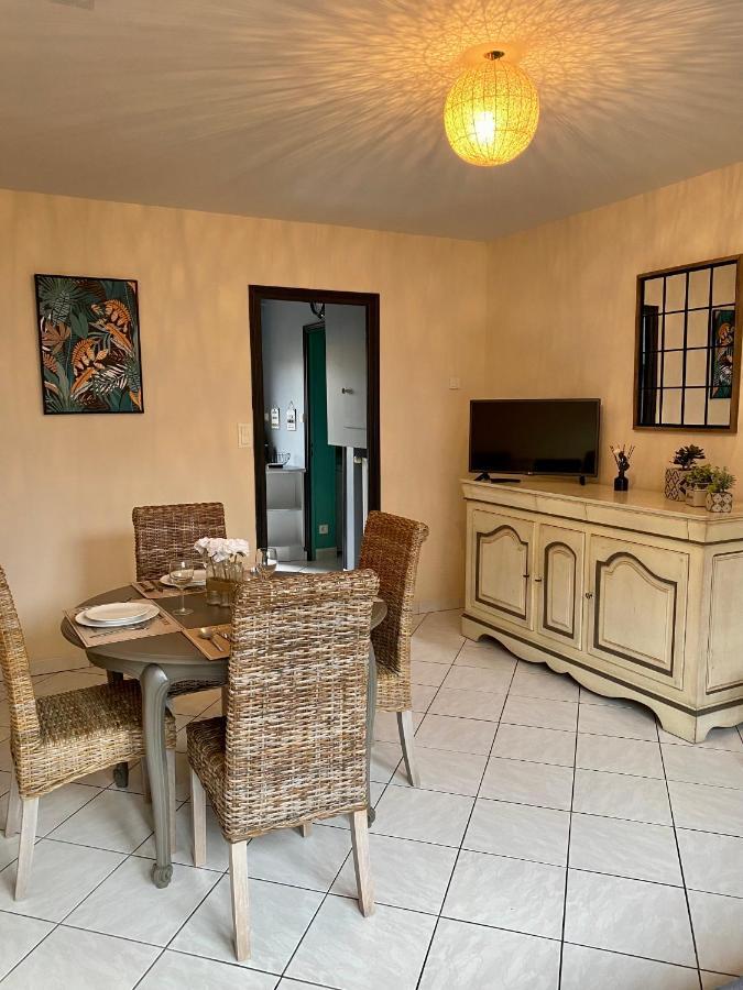 Superbe Appartement Entre Mer Et Ville Dieppe Exterior photo
